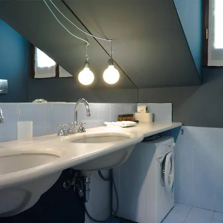 Italian Residencies - Valpetrosa 10 Milano