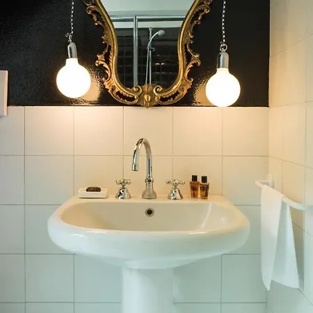 Italian Residencies - Valpetrosa 10 Milan