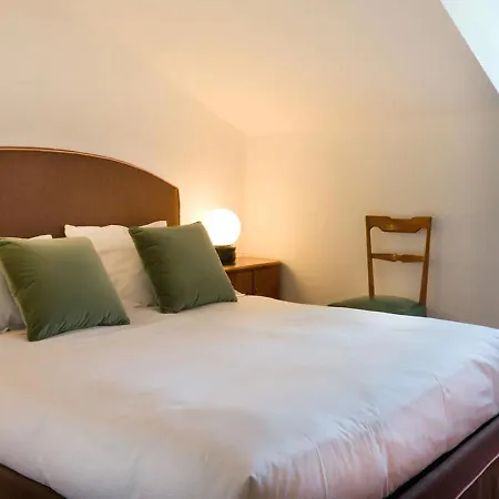 Italian Residencies - Valpetrosa 10